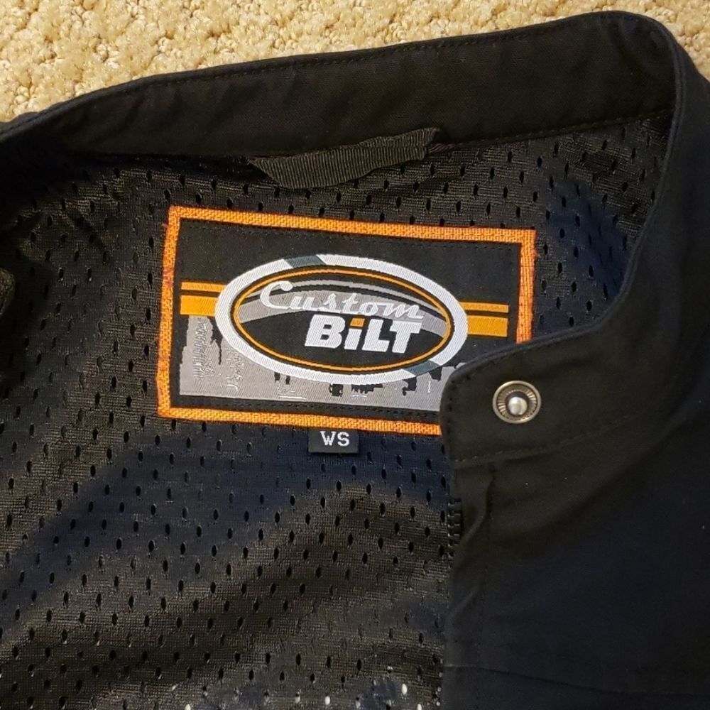 Custom bilt motorcycle jacket - Picture 3 of 11